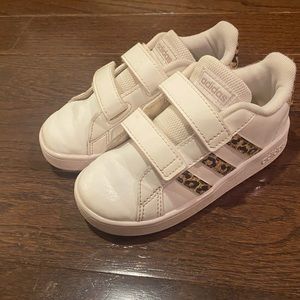Toddler leopard Velcro adidas sneakers